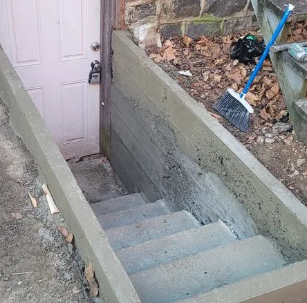 Saw-cut detail on a driveway repair & resurfacing job in Seattle, WA