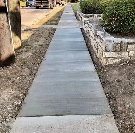 Saw-cut detail on a hoa sidewalk maintenance job in Seattle, WA
